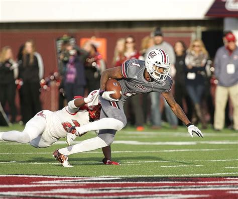 Grade The Minutemen How Do You Rate Umass 20 13 Loss To Miami Poll