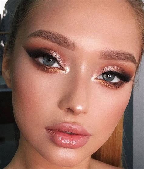 20 Fall Makeup Looks Beauty Influencer Edition Blush And Pearls Makeup Spray Fall Makeup