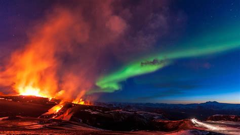 Aurorae Volcano Nature Sky Landscape Colorful Wallpapers Hd