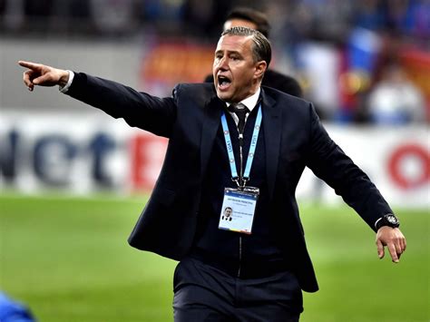 Nimeni nu ar fi crezut că cei doi vor ajunge aici, mai ales că păreau că au căsnicia perfectă. Bomb! Laurențiu Reghecampf is close to signing with a top ...