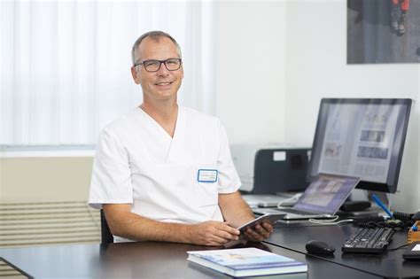 Neuer Chefarzt Im Marienhaus Klinikum St Elisabeth Neuwied Nr Kurier De