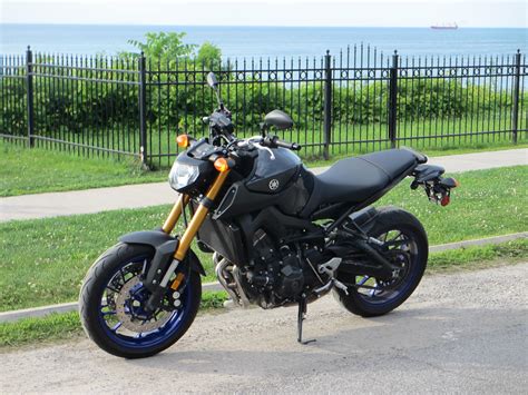 Fz/mt09 long term review + mod list. Yamaha Fz-09 Review - EatSleepRIDE