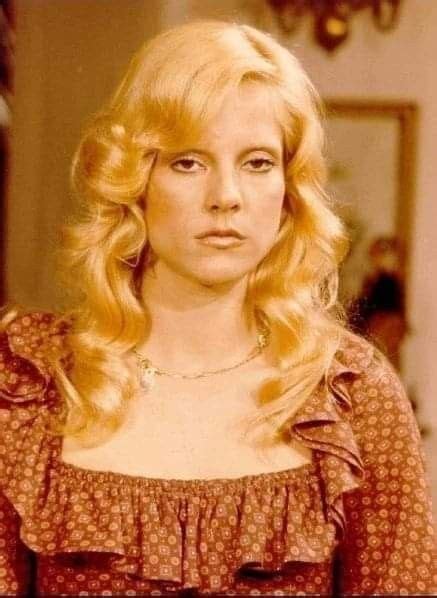I thought sylvie vartan retired about 5 years ago?!? — @millythom, 14 sep 2020. Épinglé par handan sur sylvie ll en 2020 | Vartan sylvie