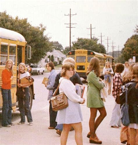 40 Old Photos Show What School Looked Like In The 1970s Vintage News