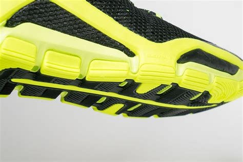 Adidas Crazyquick 3 急速推進中的絕佳穩定戰靴 Line購物