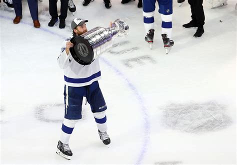 Top 40 Imagen Lightning Stanley Cup Wins Abzlocal Fi