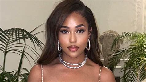 Khloe Kardashians Nemesis Jordyn Woods Flooded With Support And Stuns In Jeweled Dress During