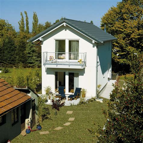 Balkon, terrasse, bad mit wanne, gäste wc, kelleranteil, personenaufzug. Haus kaufen in gütersloh kleines Haus mit modernem Design ...