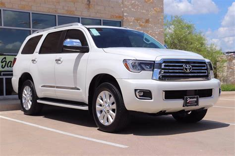 Come find a great deal on new 2020 toyota sequoia platinums in your area today! New 2020 Toyota Sequoia Platinum