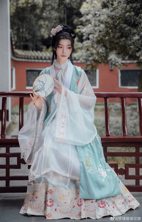 imgur-com-traditional-asian-dress,-traditional-dresses,-traditional-fashion