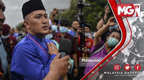 Sebelum vicky meninggal, ia memberi amanah kepada istrinya, santi (inne azri). PRK CHINI : SEBAK... Saya Bukan Insan Sempurna, Hanya Anak ...