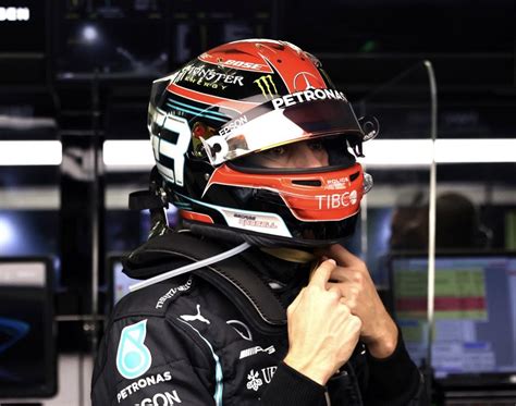 His height is 1.85 m and weight is 70 kg. GP Sakhir F1: George Russell num "misto de emoções" após ...