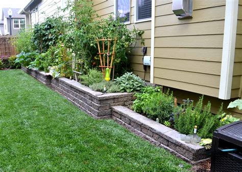 How To Build A Raised Garden Bed With Retaining Wall Blocks