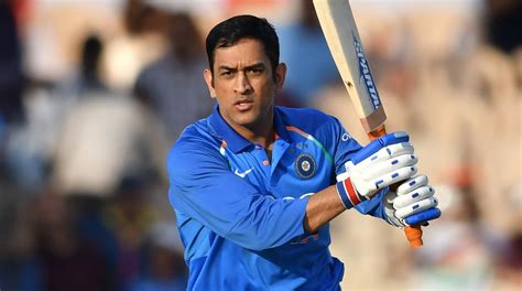 Ms Dhoni Reveals Why He Promoted Himself In Icc World Cup 2011 Final