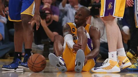 Kobe Bryant Tears Achilles Sidelined For Months Cnn