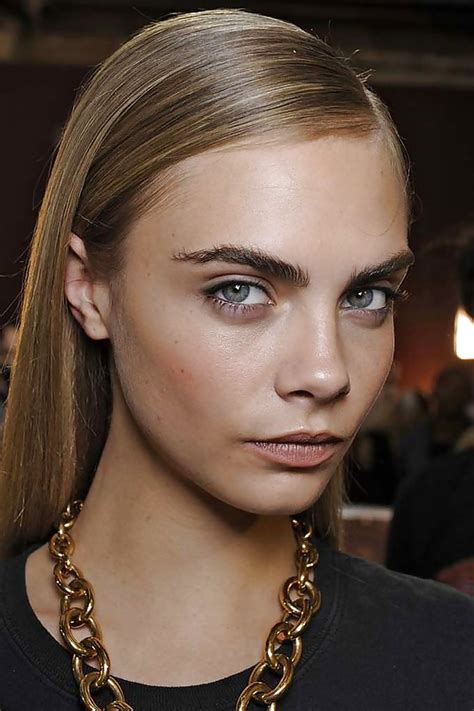 Cara Delevingne Help Find A Hard Dick To Fuck Her Face