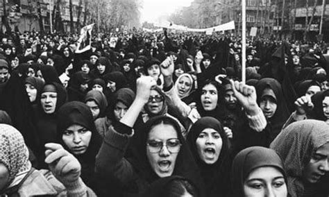 Women And Revolution In Iran Rare Historical Photos