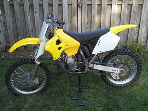 Looking for more used suzuki rm250 ? 1996 Suzuki RM 250 Dirtbike for sale on 2040-motos