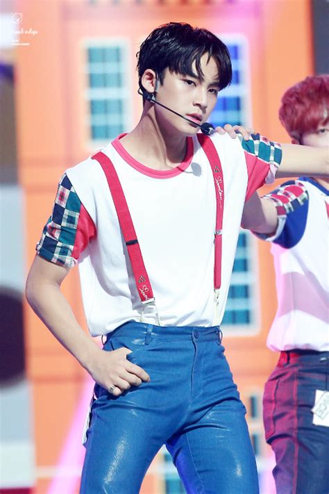 Find gifs with the latest and newest hashtags! Mingyu ♡ - Seventeen Photo (39763747) - Fanpop