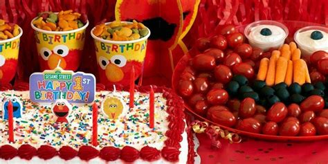 Birthdays are a fun time for kids, and parents work hard with careful planning and a smart budget, you can serve food that delights the palates of both food to serve for a kids birthday party. Food for kids birthday party | HireRush Blog