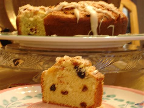 Whip up a classic coffee cake with ease. Ciambella Amaretto Coffee Cake