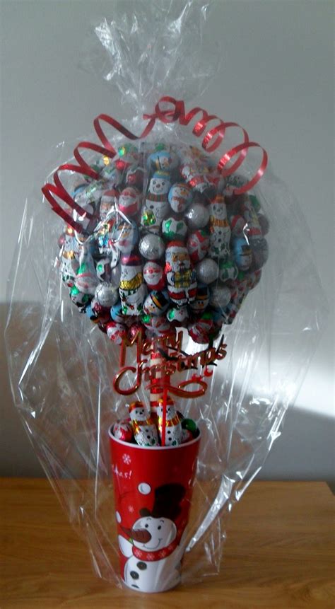 Chocolates are a firm favourite at christmas. Simply Sweet: Christmas Chocolate Tree