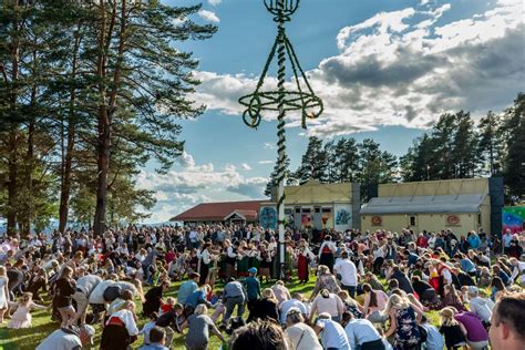 Pin von paula harris auf olaf spruche in 2020 wikinger zitate silvester spruche lustig jahreswechsel. Midsommar - die tanzenden Elfen der weissen Nächte | VPP Blog