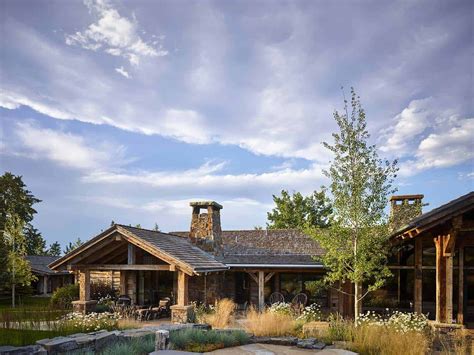 Breathtaking Rustic Ranch House Tucked Into The Beartooth Mountains