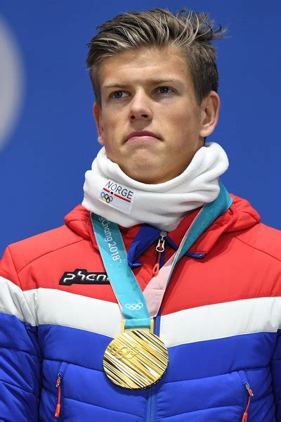 Самые новые твиты от johannes høsflot klæbo (@johanneshklaebo): Johannes Hoesflot Klaebo Photos - Medal Ceremony - Winter Olympics Day 13 - 1 of 184 - Zimbio
