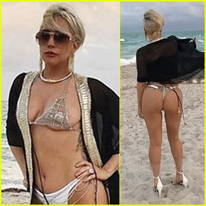 Lady Gaga Flaunts Her Sexy Bikini Body In Miami Bikini Lady Gaga Just Jared Celebrity