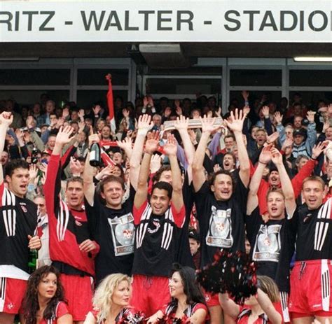 Jul 05, 2021 · michael ballack wurde 2004 unter anderem beim gruppenspiel gegen die niederlande geehrt (1:1) grundsätzlich geht es vorrangig darum, einen sponsor in szene zu setzen. Fussball und Pop: Wie Michael Ballack zum Depeche-Mode-Fan ...