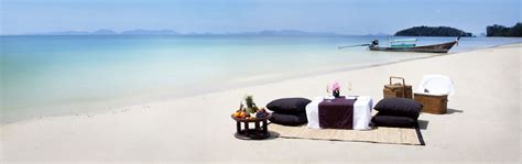 Date At The Beach In Thailand At Phulay Bay A Ritz Carlton Resort