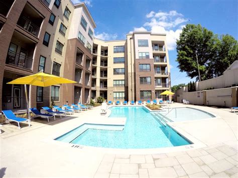 3 bedroom apartments durham nc. 810 Ninth Apartments - Durham, NC | Apartments.com