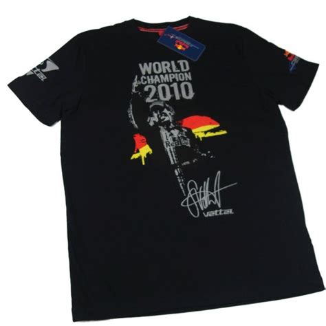 Red bull racing is a formula one racing team, racing under an austrian licence, based in the united kingdom. Red Bull Racing Merchandise Shop | F1-Fansite.com