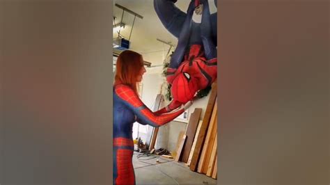 Spider Man Romantic Kissing Scenespider Man Kiss Mj In Real Life