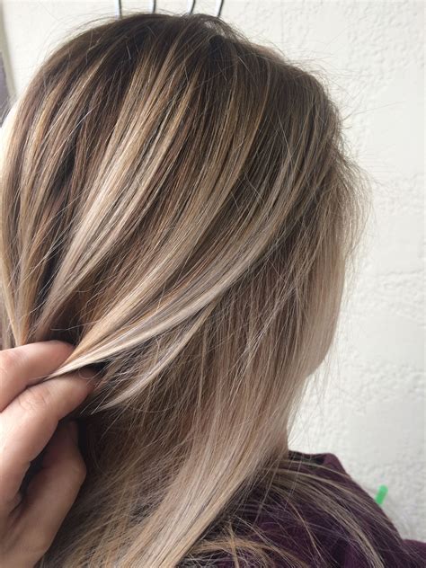 Blonde Balayage With Root Shadow Trendy Hair Color Hair Color And Cut