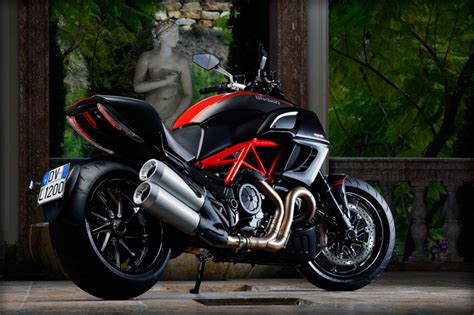 The New Ducati Diavel Strada