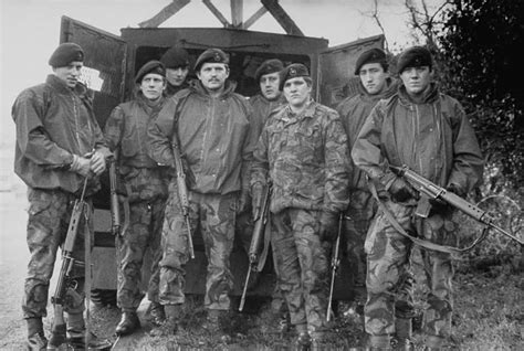 1972 Royal Marines In Northern Ireland During The Troubles 960 X