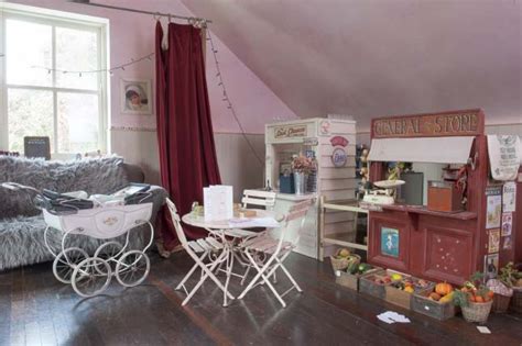 Browse and purchase art prints, posters, tapestries, greeting cards, phone cases, yoga mats, and more from the world's greatest artists and iconic brands. vinatge-pastel-home-14-vintage-girls-bedroom - Panda's House
