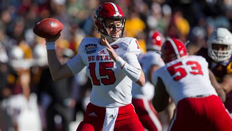 Why college quarterback transfers altering college football landscape