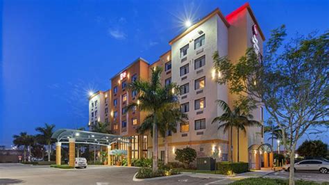 Les équipements et services proposés incluent un service de nettoyage à sec / blanchisserie et une. Miami Budget Hotel, Best Western Plus Miami Executive ...
