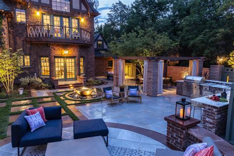 How To Create The Ultimate Outdoor Entertaining And Gathering Space In