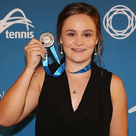The australian had became a cricket player. Tennis Player Ashleigh Barty Bio, Salary, Net Worth ...