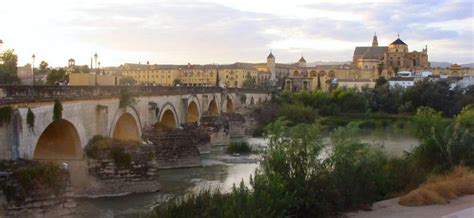 Cordoba Roman Bridge And Mosque Cathedral Urbipedia Archivo De