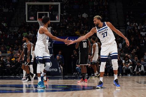 Karl Anthony Towns Rudy Gobert Finally Share The Floor And Show How