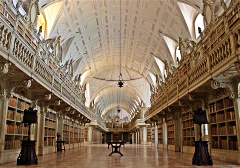 The population in 2011 was 76,685, in an area of 291.66 km2. Museu da Música vai mudar para Mafra e carrilhões vão ser ...