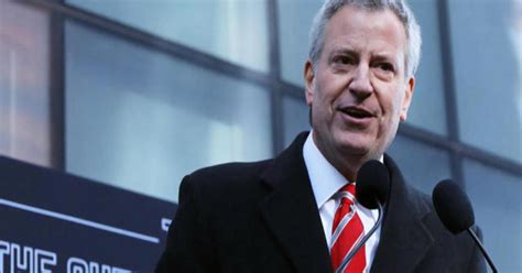 new york city mayor bill de blasio running for president cbs news