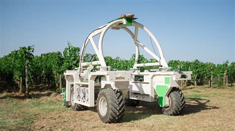 Agricultura E Robotica Naïo Technologies