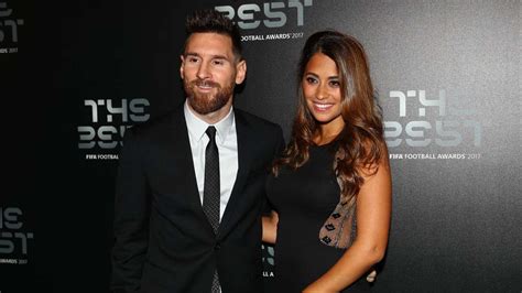 Who Is Antonella Roccuzzo Everything You Need To Know About Lionel