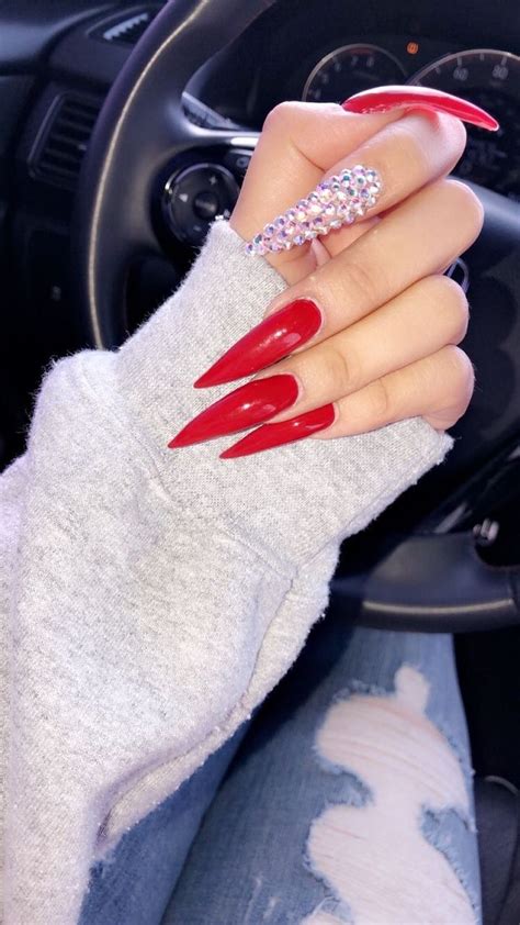 Pin By Tatiana Evans On Nails In 2020 Red Acrylic Nails Red Stiletto Nails Long Stiletto Nails